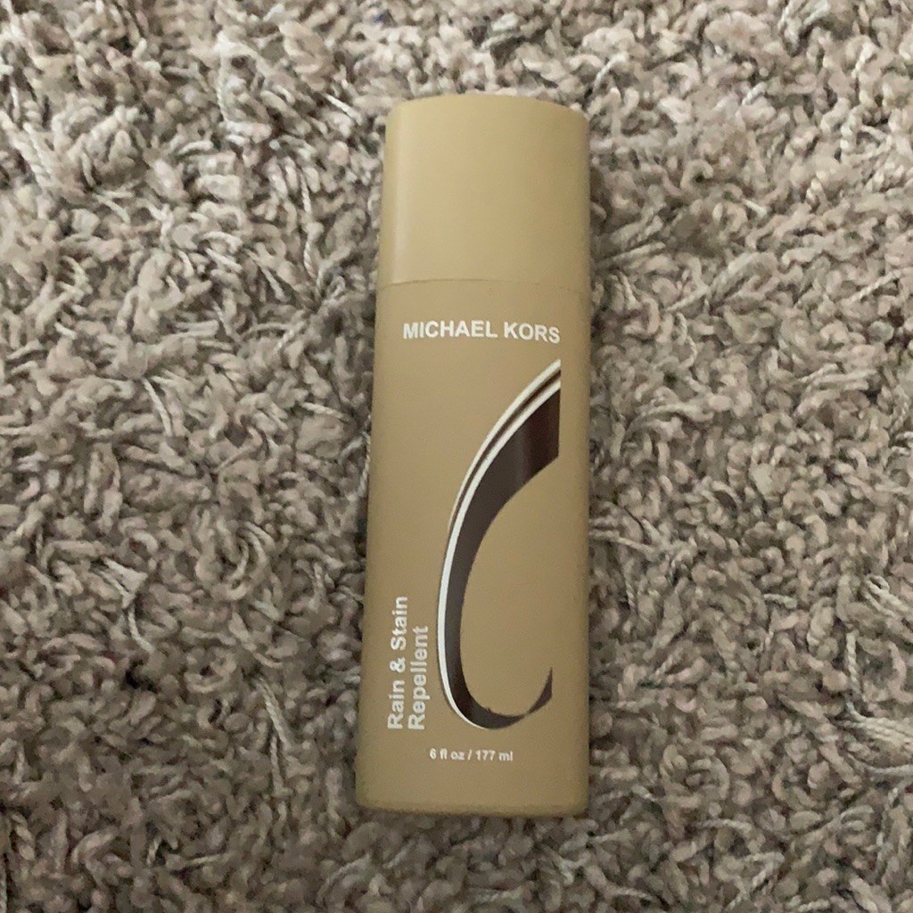 Michael Kors Rain  Stain Repellent